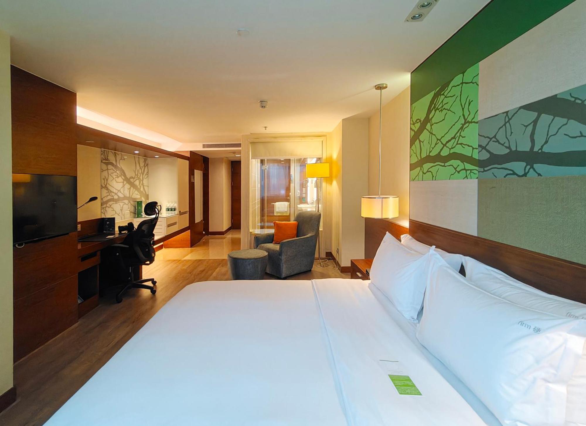 Holiday Inn Shenzhen Donghua By Ihg Bagian luar foto